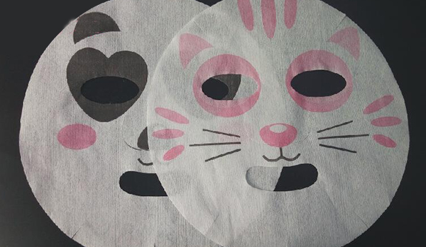 優質的剪裁,特別的體驗——激光切割無紡布面膜 優質的剪裁,特別的體驗——激光切割無紡布面膜