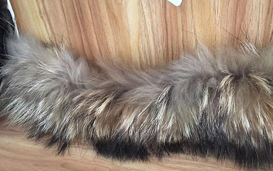 激光切割毛領，這個冬天要風度也要溫度