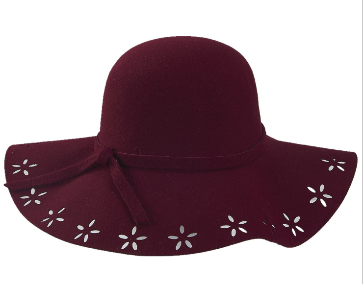 毛氈布激光切割機(jī)，讓你“帽”美如花