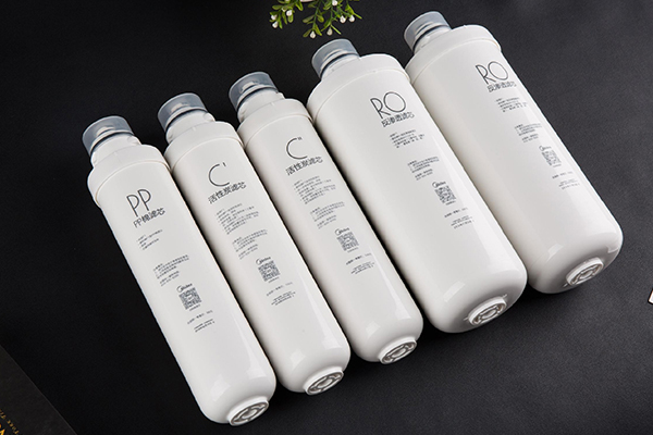 凈水器濾芯外殼打標(biāo)刻字，激光打標(biāo)的工藝之美