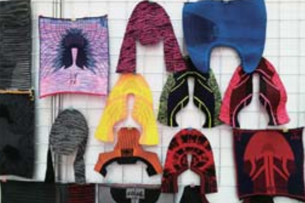 鞋面投影切割機，鞋材定位切割好幫手！